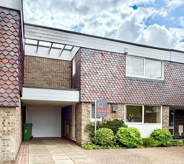Property photo 1 of 17 3 Priory Close - Front Shot.Jpg