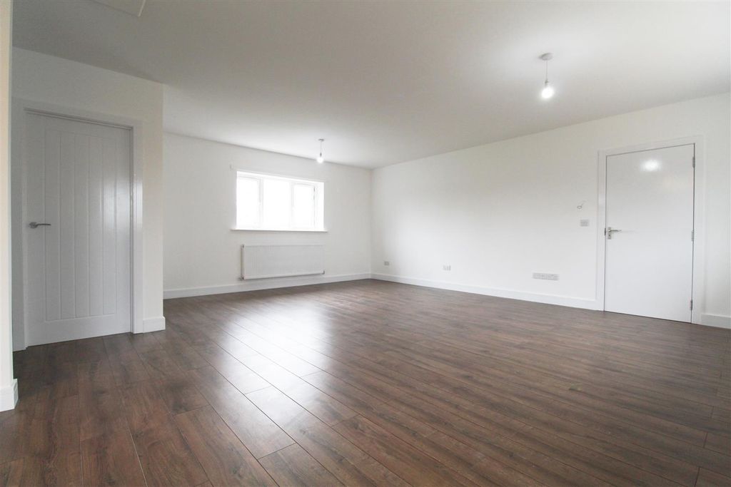 Property photo 3 of 12 Img_1769.Jpg