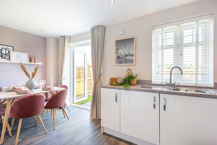 Property photo 3 of 8 Kennett Kitchen 2