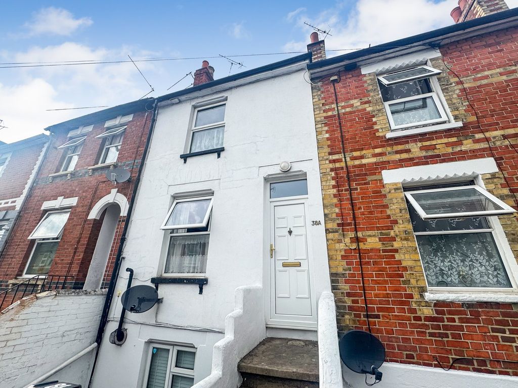 Property photo 1 of 8