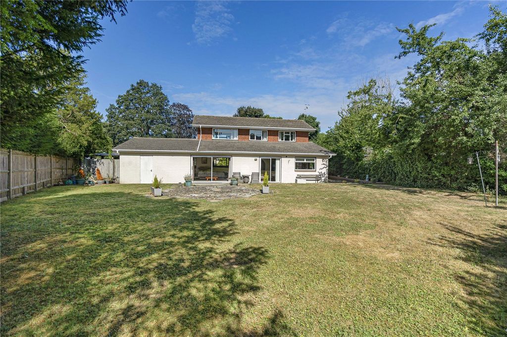 Property photo 2 of 14 Garden Elevation