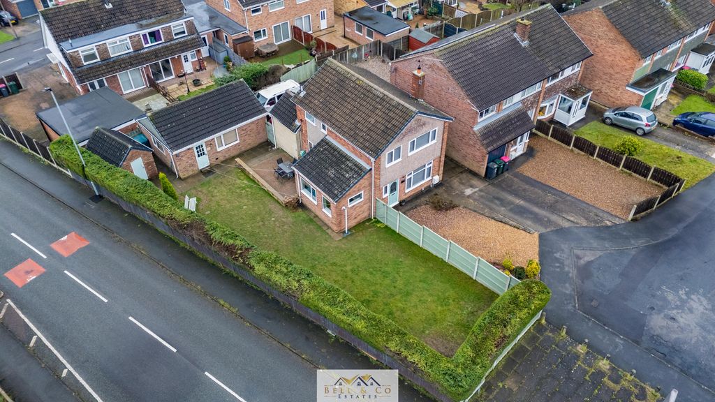 Property photo 2 of 32 Aerial 6