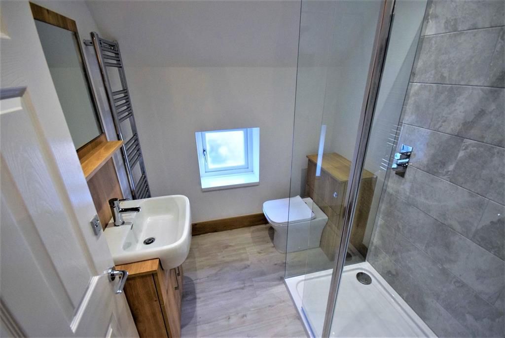 Property photo 3 of 15 Shower Room