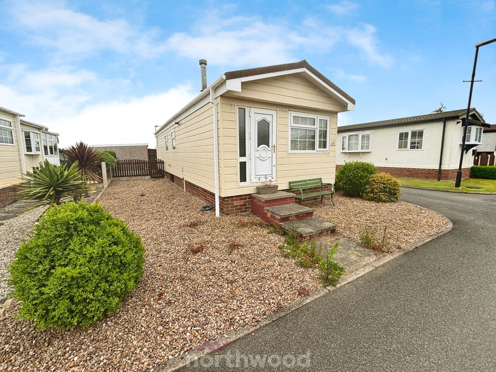 Property photo 2 of 25