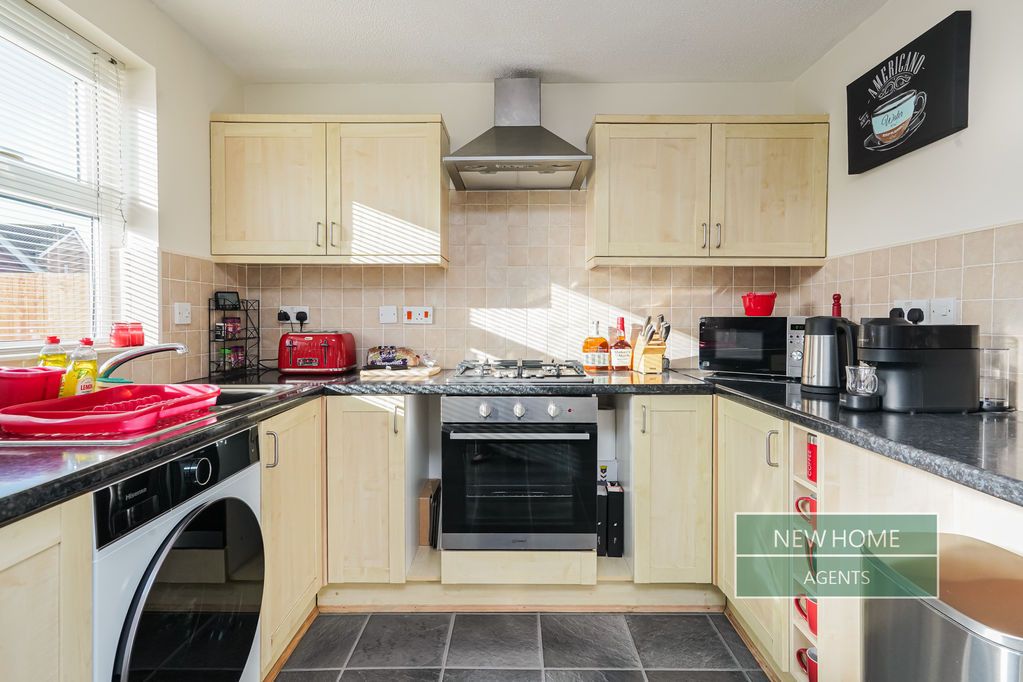 Property photo 3 of 17 Photo 12