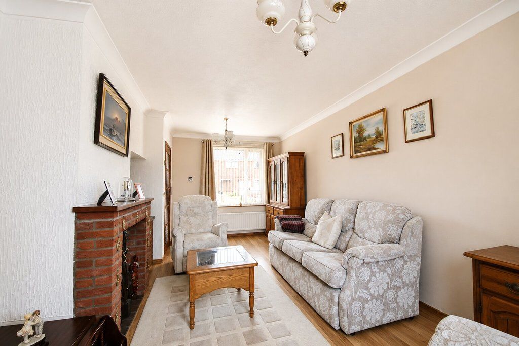 Property photo 3 of 13