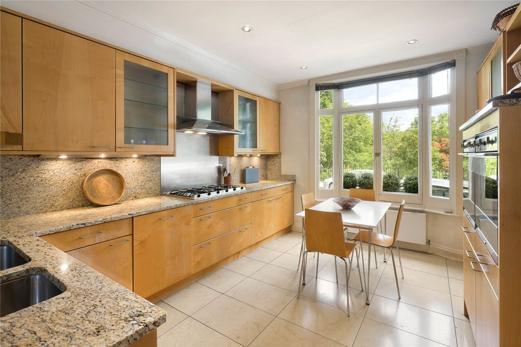 Property photo 3 of 12 Picture No. 03