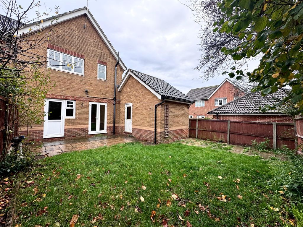 Property photo 2 of 10