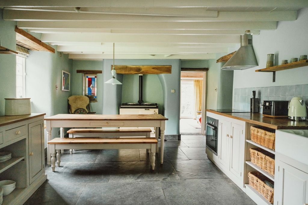 Property photo 2 of 32 317017 - B0002359.Jpg