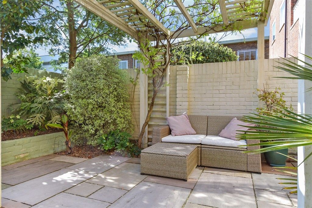 Property photo 2 of 14 Patio / Decking