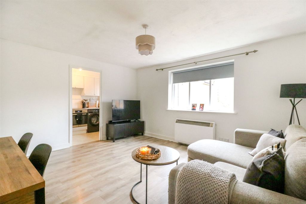 Property photo 2 of 10 Picture No. 07