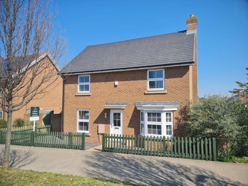 Property photo 1 of 30