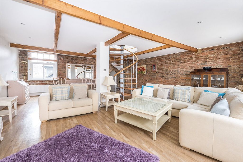 Property photo 1 of 11 Picture No. 06