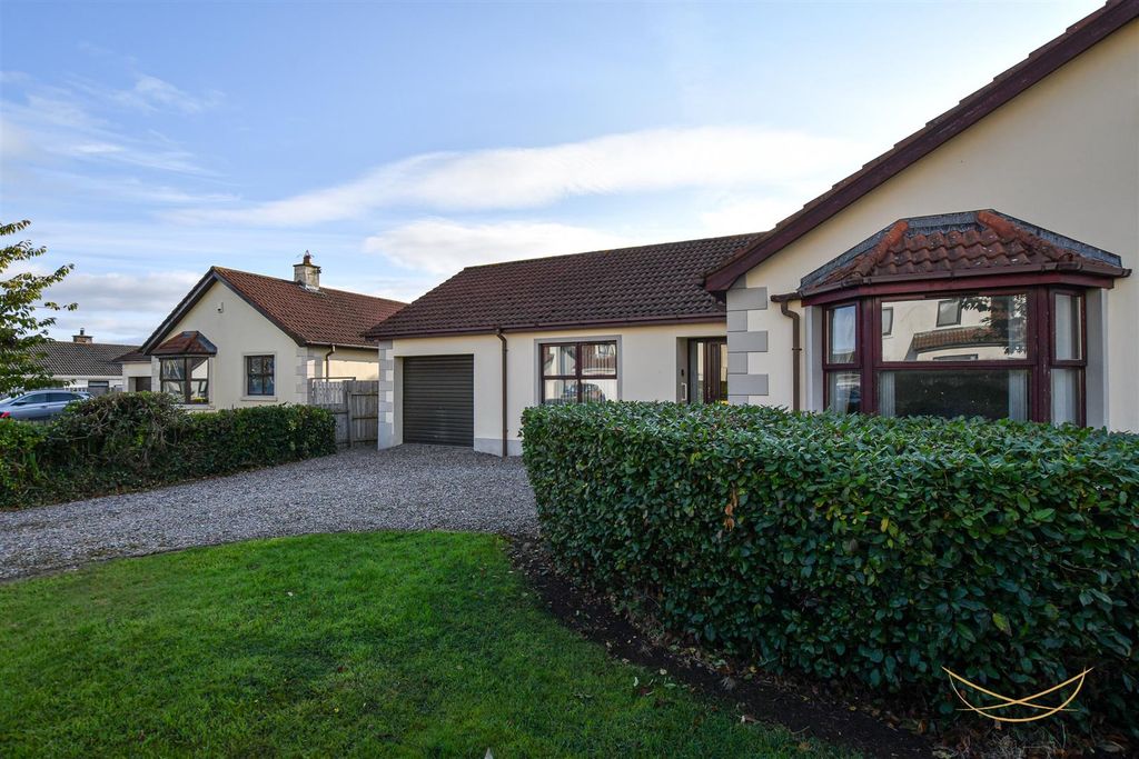 Property photo 2 of 38 Dhp-6.Jpg