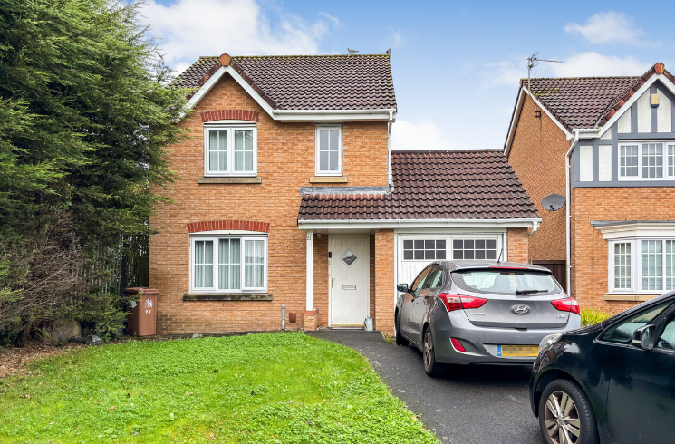 Property photo 2 of 12