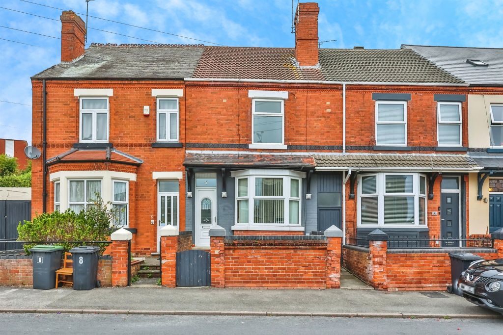 Property photo 1 of 17