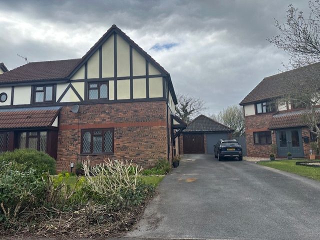 Property photo 1 of 10 Front Picture