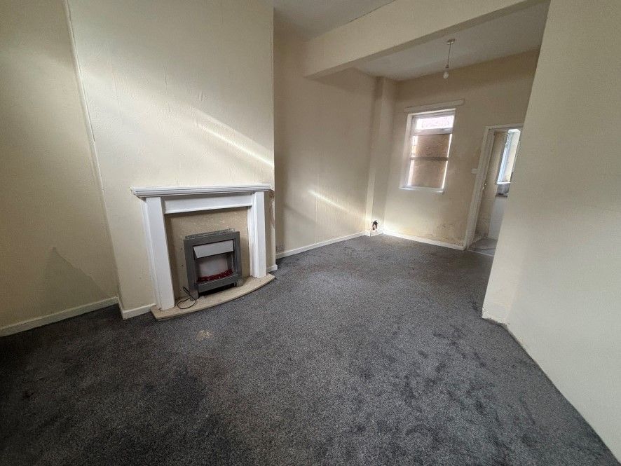 Property photo 3 of 8