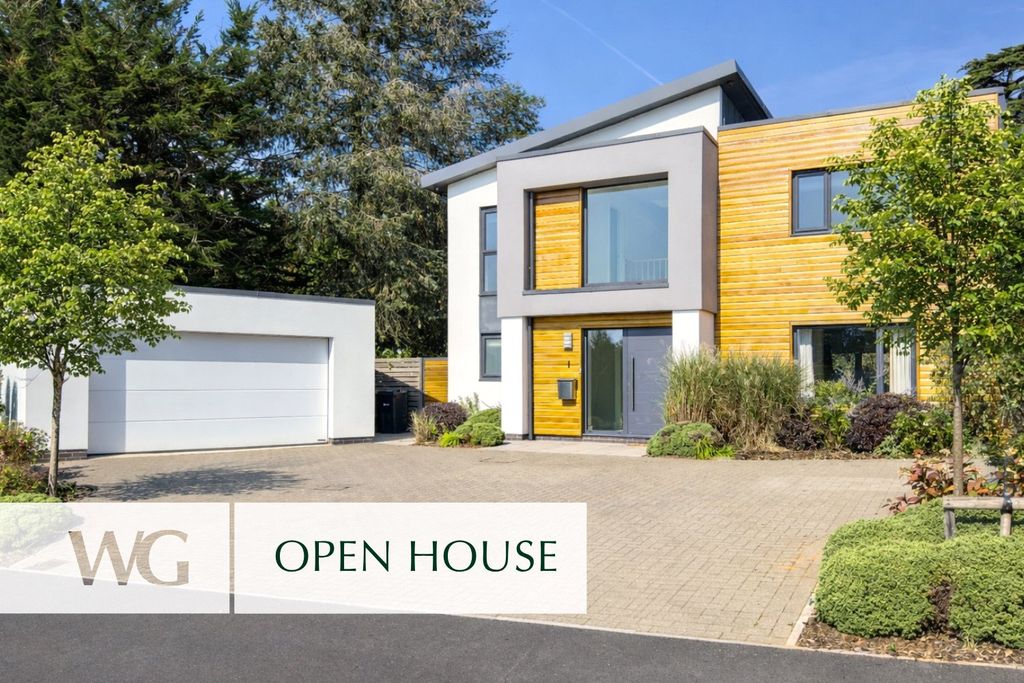 Property photo 1 of 12 Front