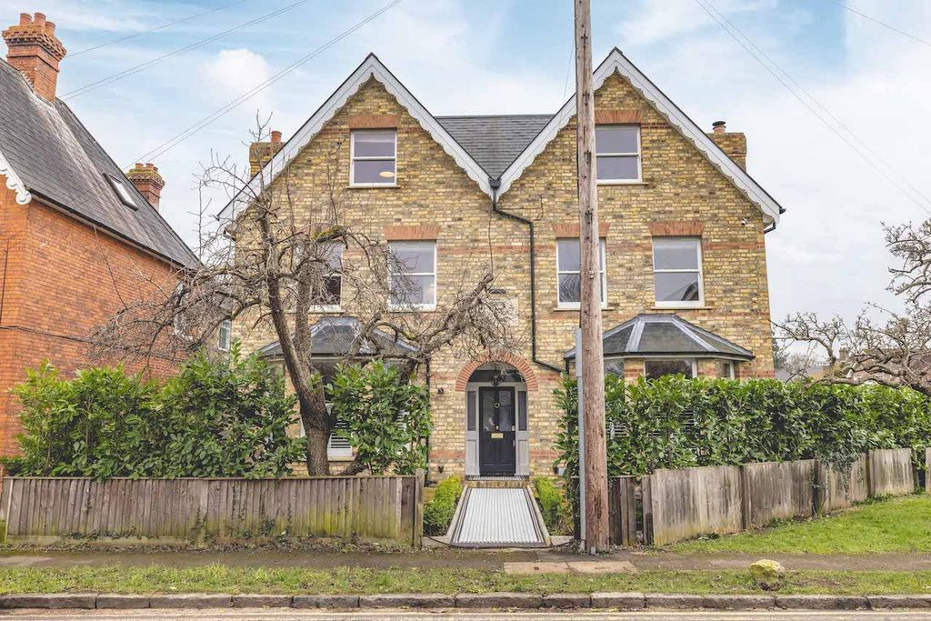 Property photo 1 of 36