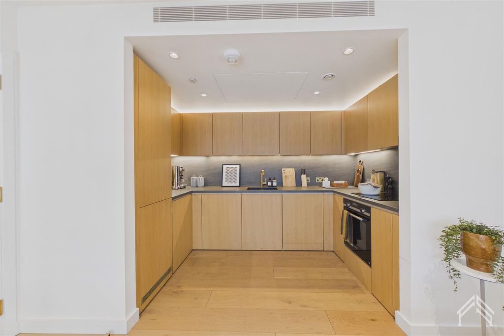 Property photo 3 of 25 3.Jpg