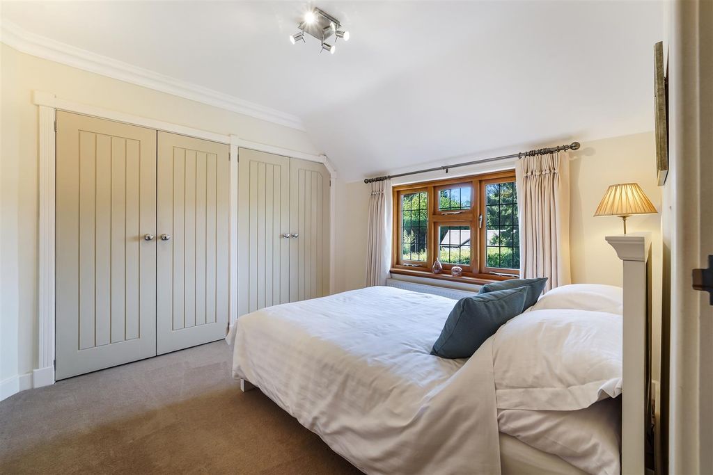 Additional image 27 of 5 bed detached house for saleRickman Hill Road, Chipstead, Coulsdon CR5
