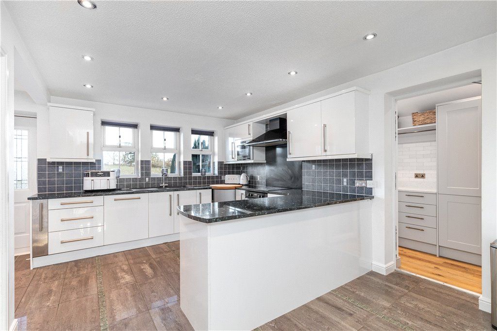 Property photo 3 of 19 Family Kitchen