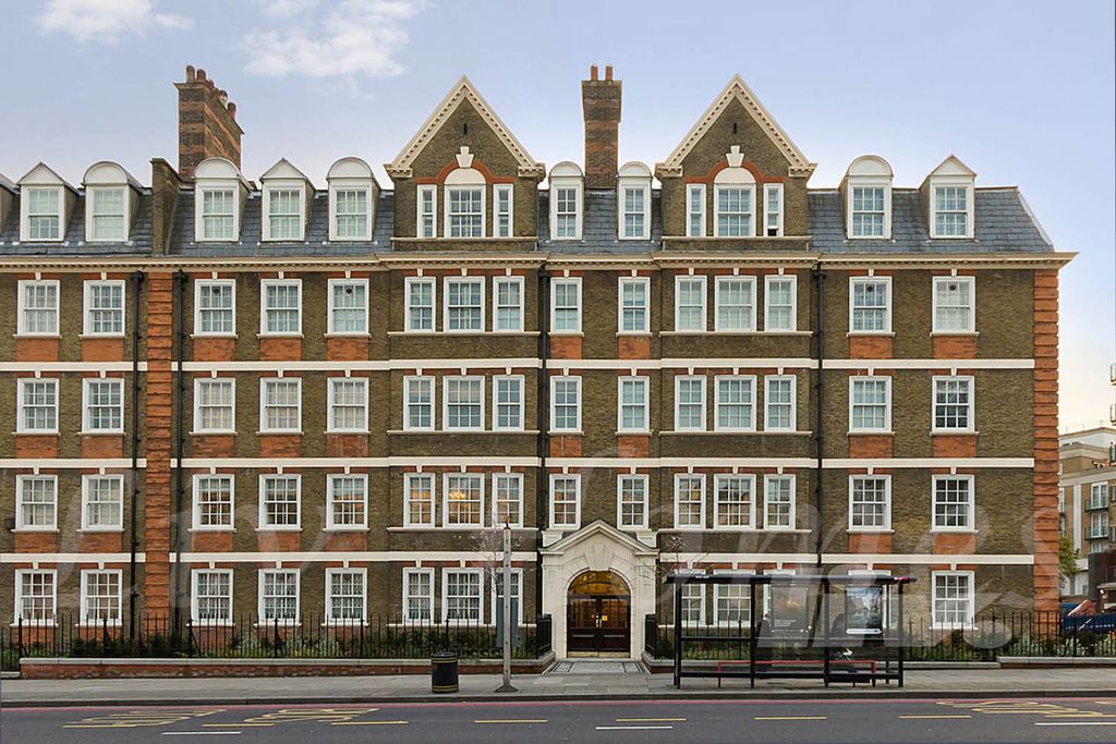 Property photo 3 of 10 Photo 1