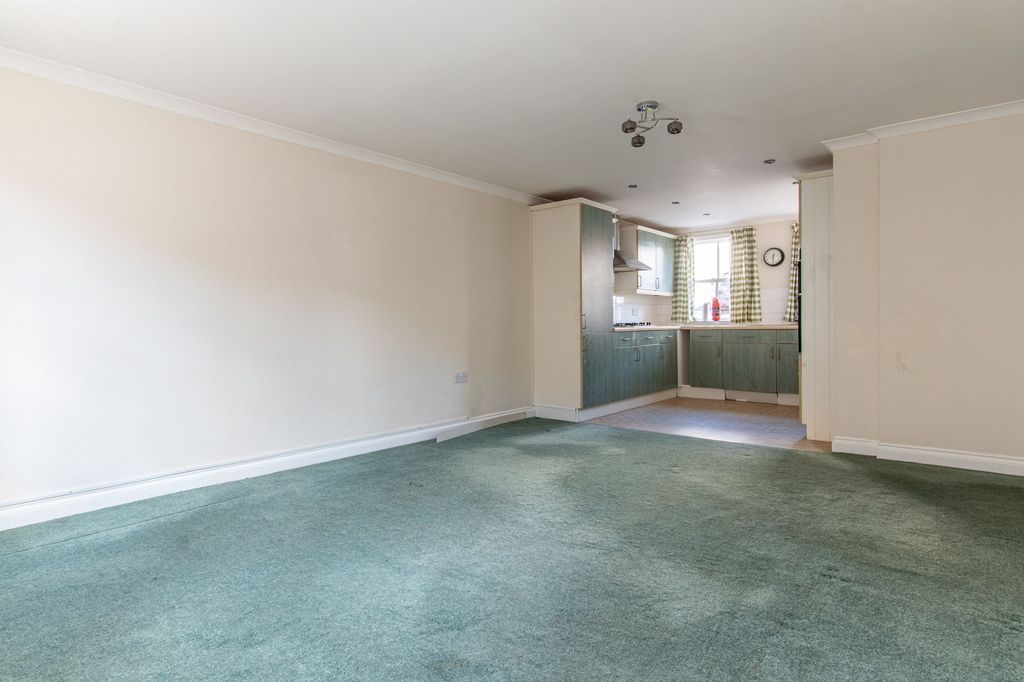 Property photo 2 of 7