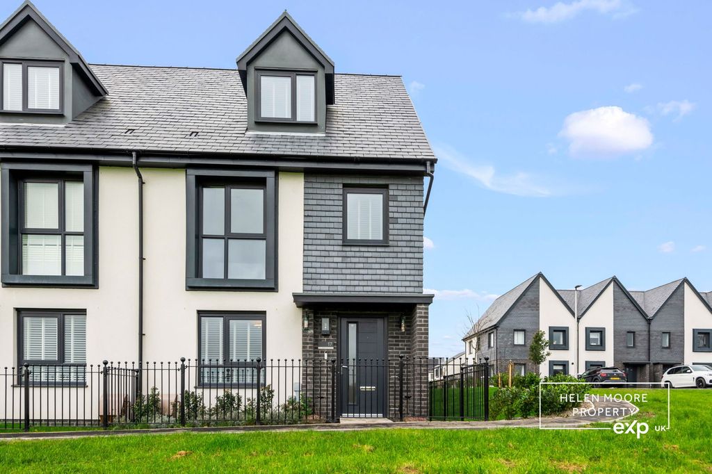 Property photo 1 of 21