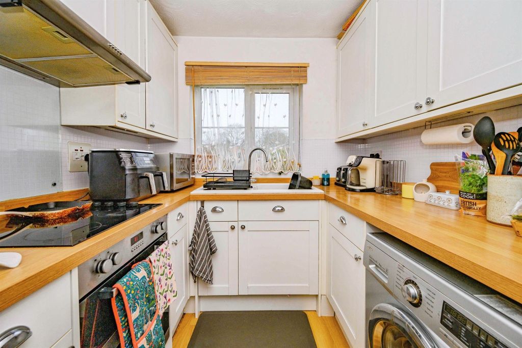 Property photo 3 of 10