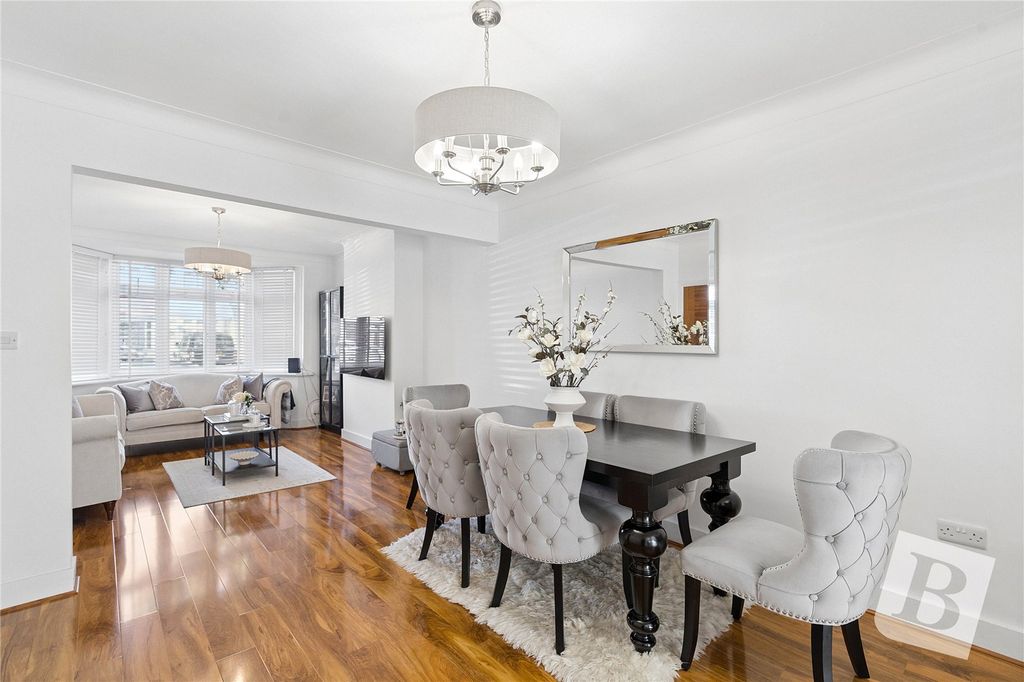 Property photo 1 of 16 Lounge/Diner