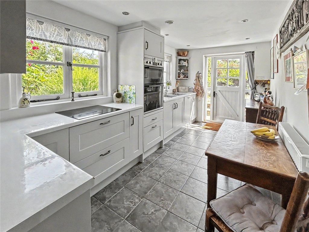 Property photo 3 of 24 Kitchen