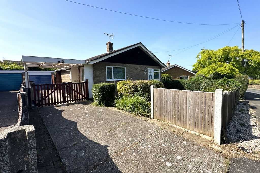 Property photo 1 of 15 Photo 14