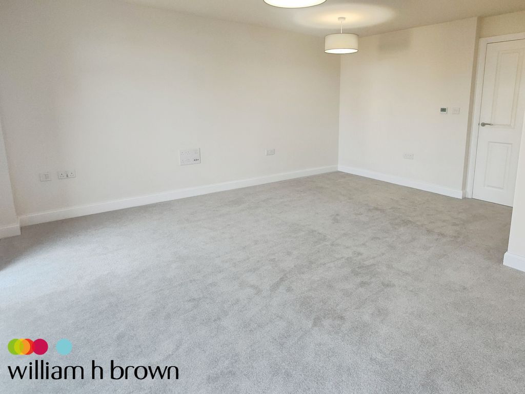 Property photo 3 of 13 Image