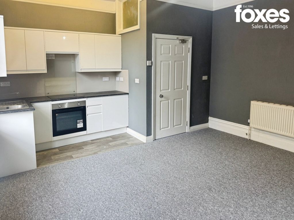 Property photo 3 of 15 2582772