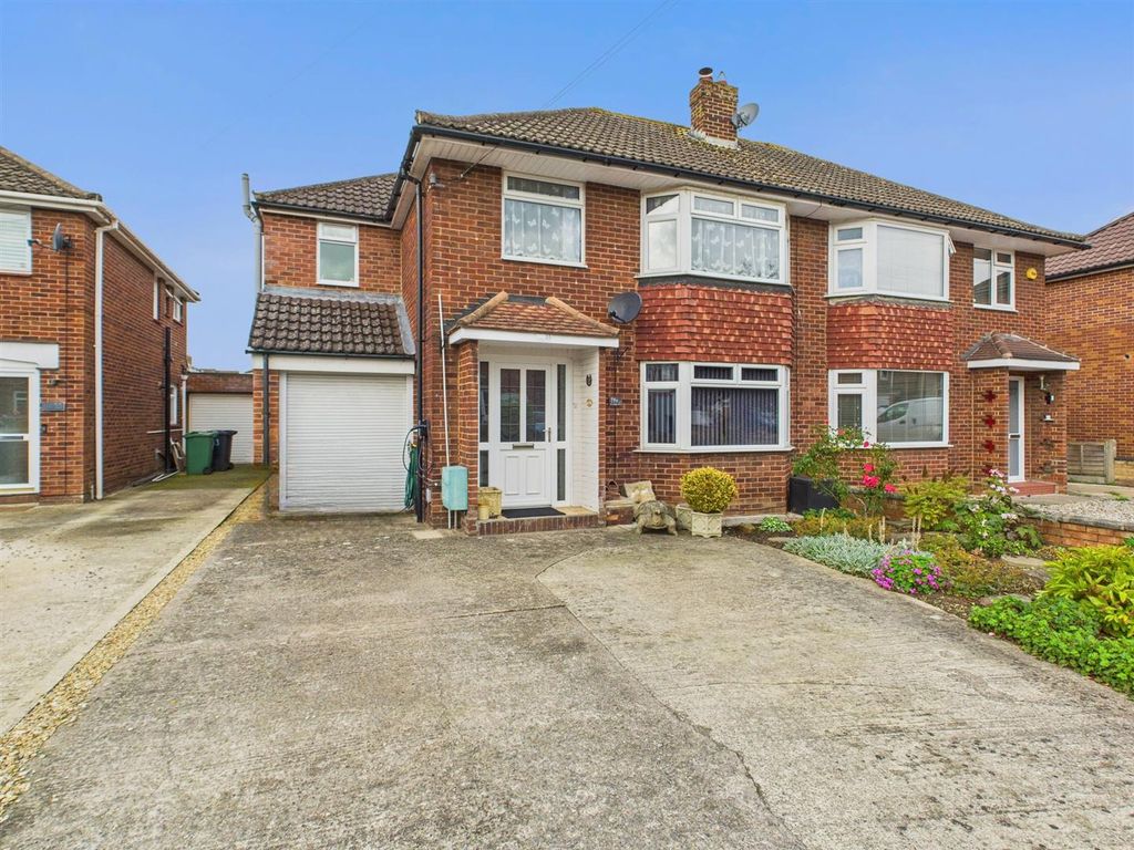 Property photo 1 of 26