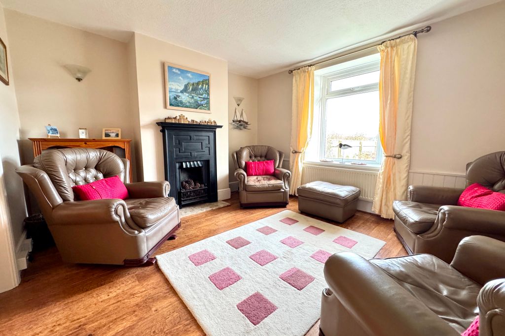 Property photo 3 of 13 Living Room