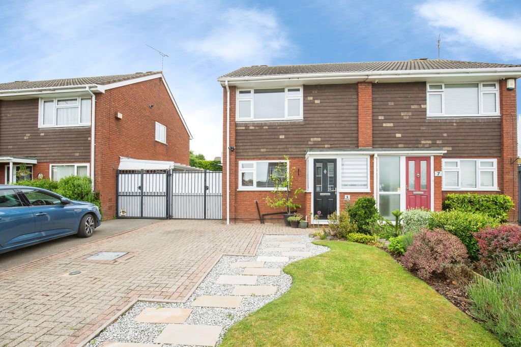 Property photo 1 of 23 37008c6d-Mw26-100