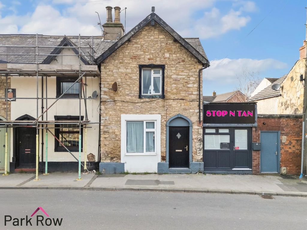 Property photo 1 of 14 Front