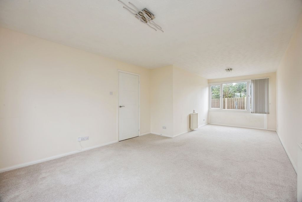 Property photo 2 of 20 Pbox-Img.Jpg