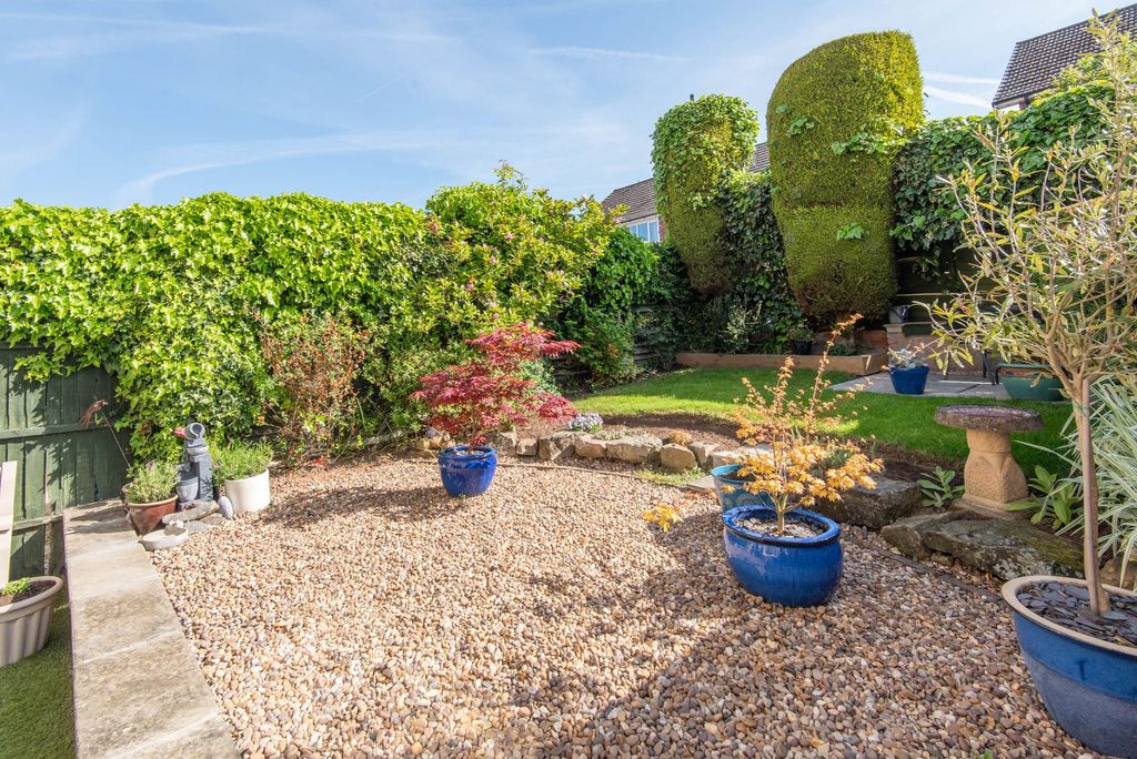 Property photo 2 of 22