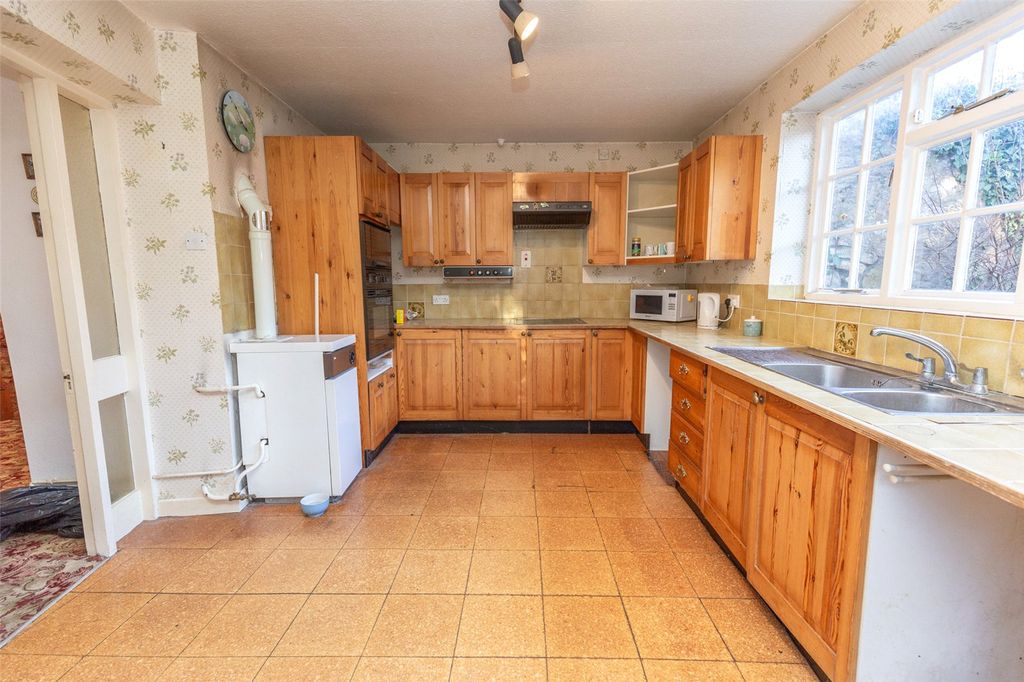 Property photo 3 of 14 Picture No. 14