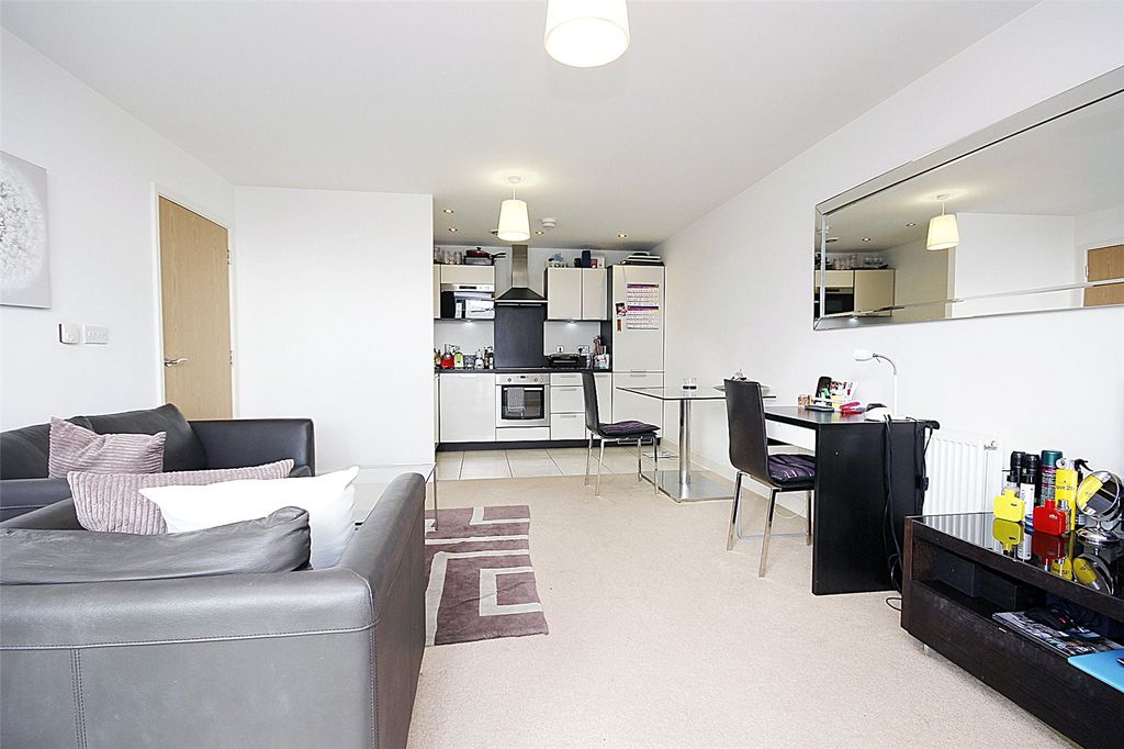 Property photo 1 of 8 Picture No. 06