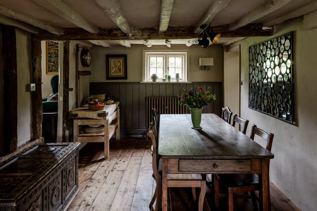 Property photo 2 of 43 286945 - Inigo_French Court Farmhouse-104.Jpg