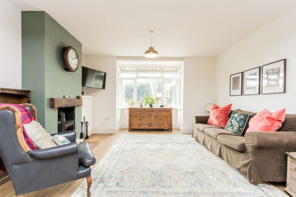 Property photo 3 of 15