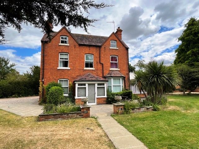 Property photo 1 of 25