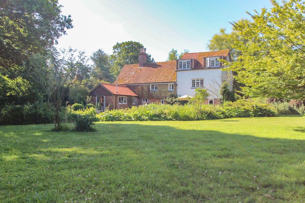 Property photo 1 of 36