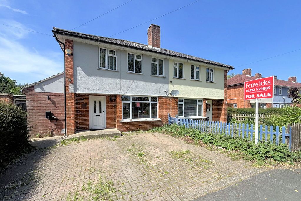 Property photo 1 of 18 Front