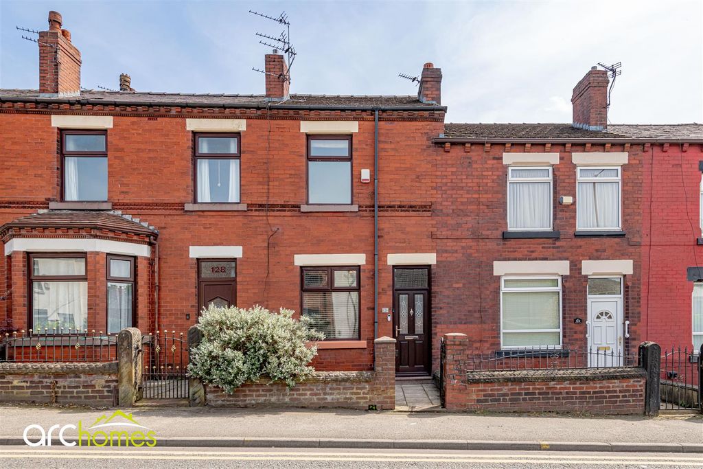 Property photo 1 of 27 Castle Hill-23.Jpg